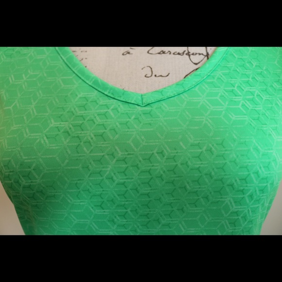 New with tags active workout v neck short t shirt - Picture 8 of 8